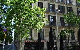 The Hotel 592 - Adults Only